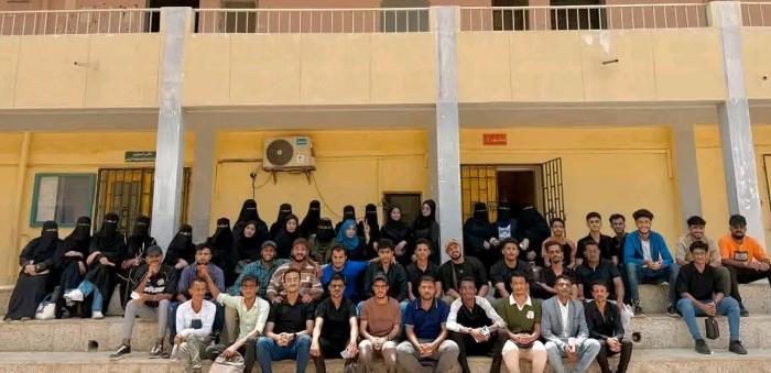 مشاريع تخرج كلية الإعلام بجامعة عدن 2025: تنوع إعلامي ورسائل إنسانية